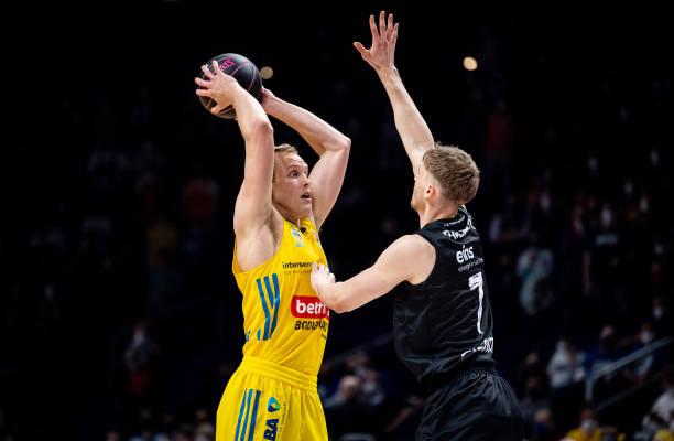 49人的队 49人的队