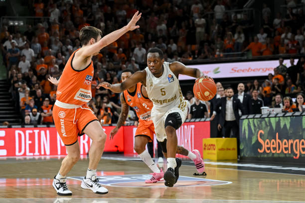 吸引了世界 吸引了世界