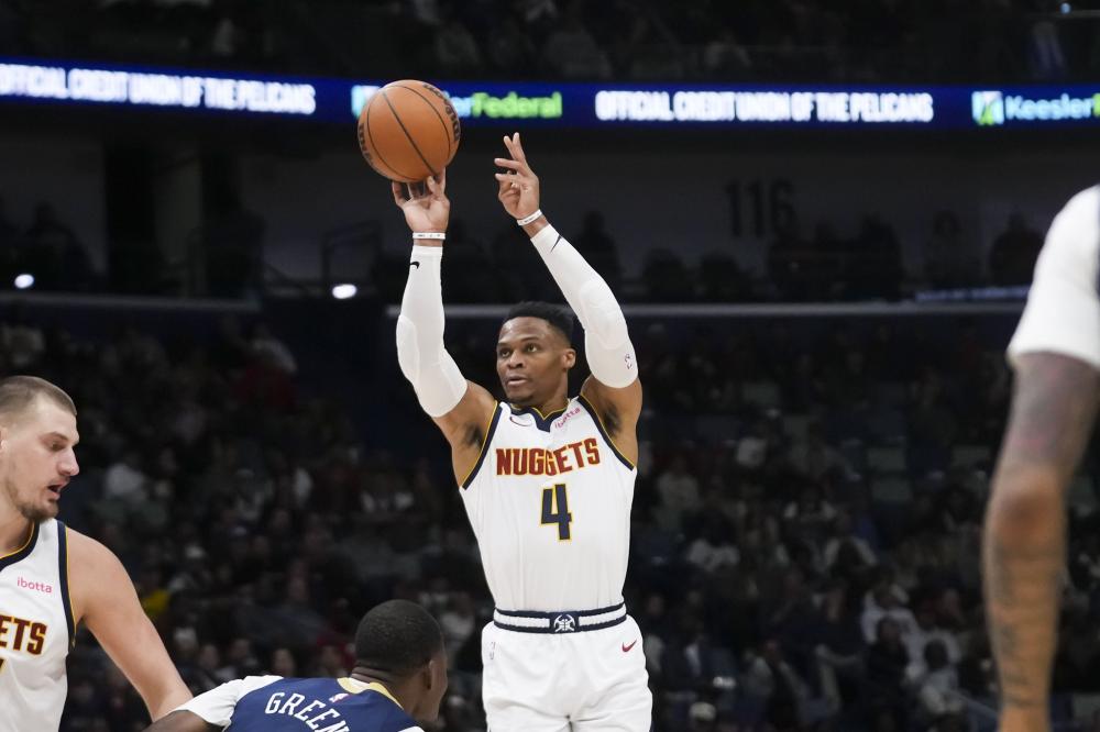 他以杰出的 他以杰出的