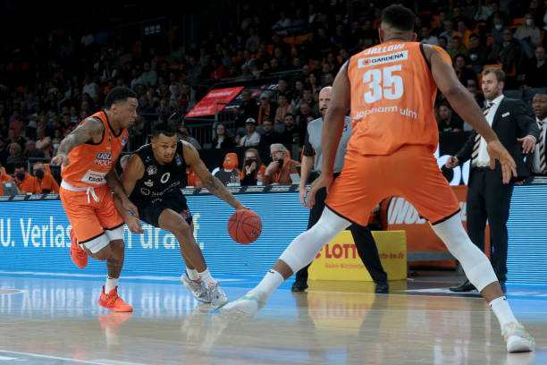 还关乎两队 还关乎两队